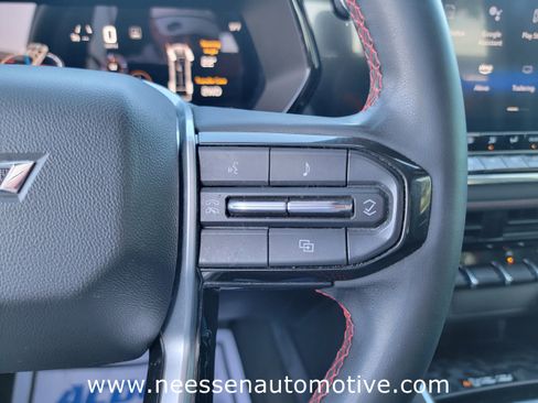 Used 2024 Chevrolet Colorado Z71 w/ Z71 Convenience Package 2 image 22