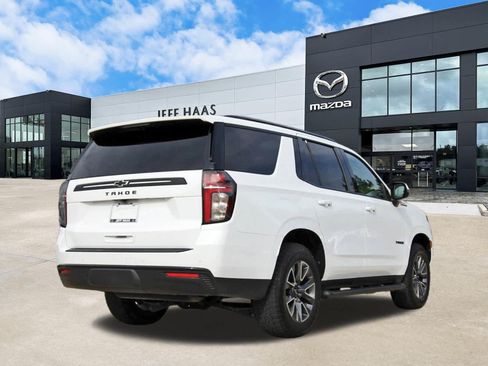 Used 2023 Chevrolet Tahoe Z71 w/ Luxury Package AWD/4WD image 3