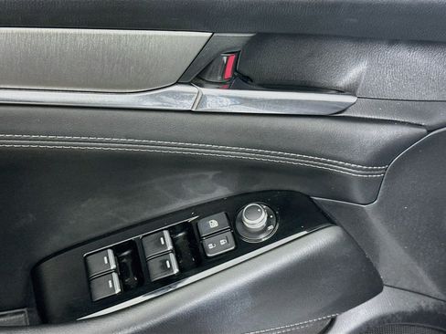 Used 2018 MAZDA MAZDA6 Touring FWD image 15