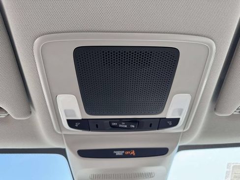 Certified 2024 Honda HR-V LX image 29