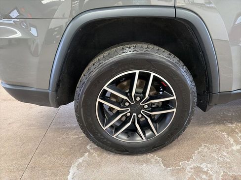 Used 2020 Jeep Grand Cherokee Trailhawk w/ Trailhawk Luxury Group image 28