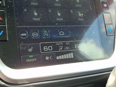 Used 2024 Subaru Outback Premium AWD/4WD image 16