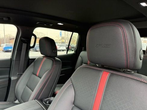 Certified 2025 Chevrolet Traverse RS w/ LPO, Floor Liner Package image 7