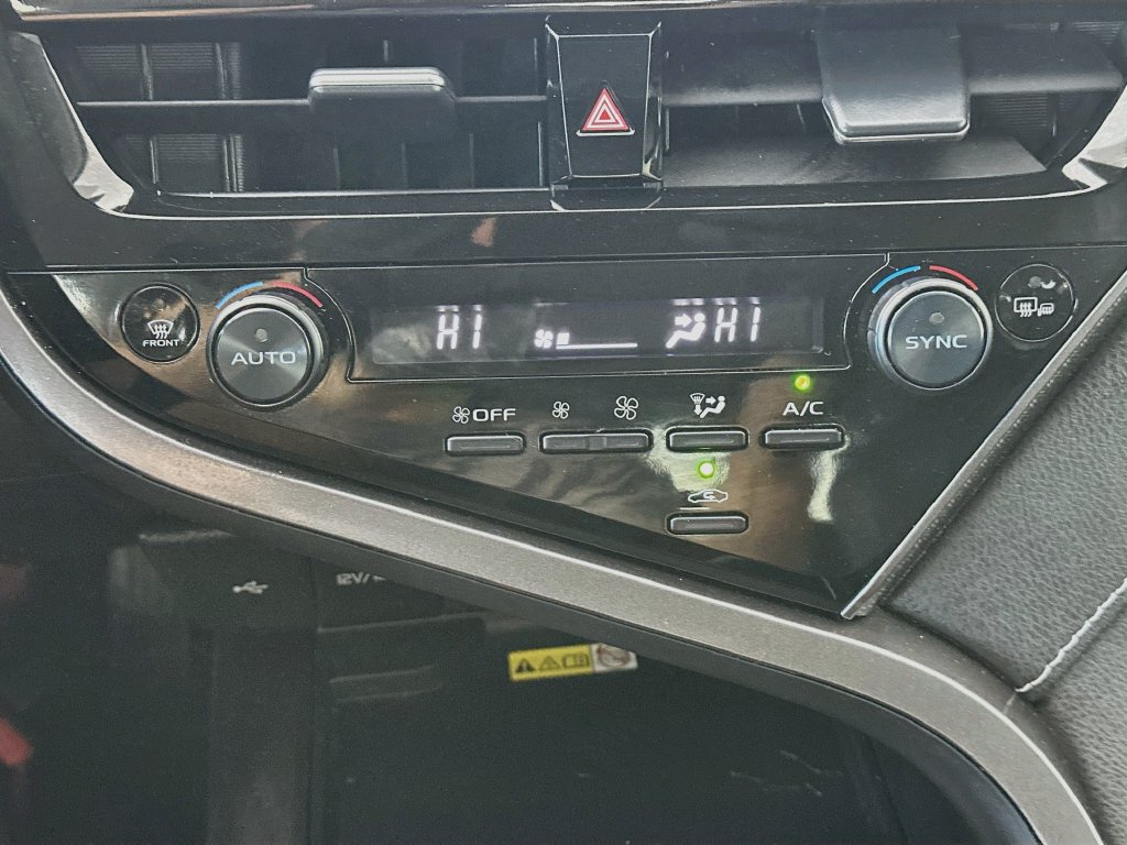 Used 2023 Toyota Camry XSE FWD image 18