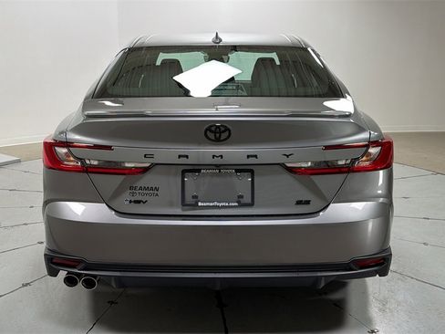 New 2026 Toyota Camry SE image 4