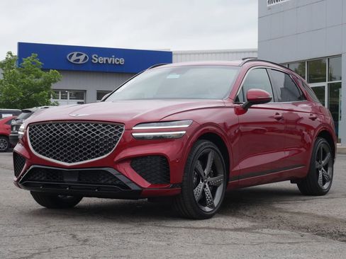 Used 2025 Genesis GV70 3.5T Sport w/ Sport Prestige Package AWD/4WD image 13