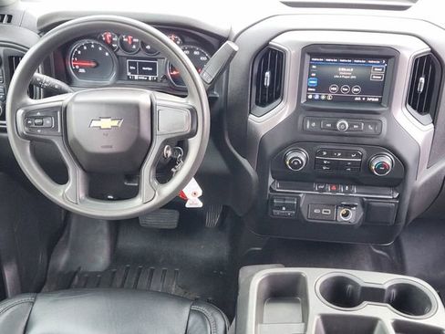 Used 2023 Chevrolet Silverado 2500 Custom w/ Custom Value Package AWD/4WD image 27