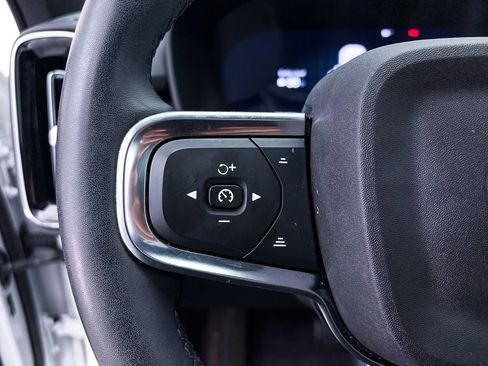 Used 2023 Volvo XC40 Recharge Plus AWD/4WD image 31