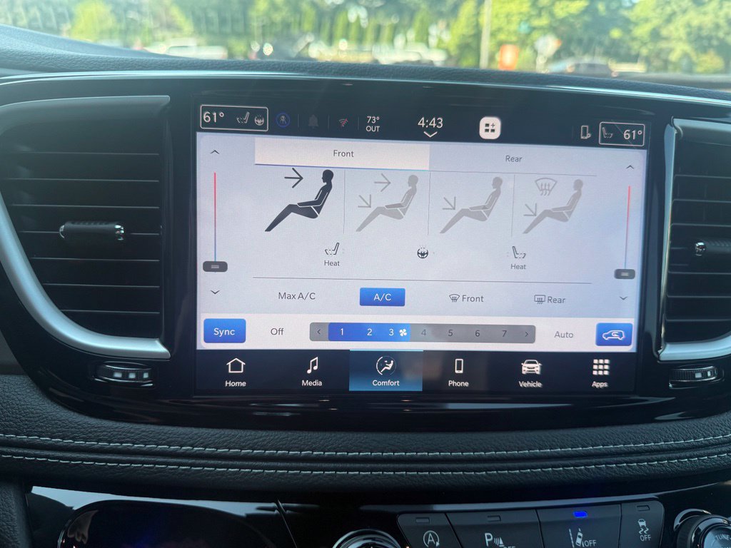 New 2027 Chrysler Pacifica Select FWD image 28