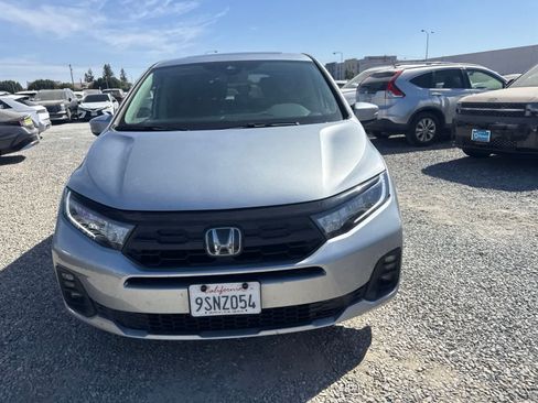 Used 2025 Honda Odyssey EX-L image 2