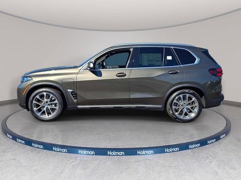 New 2026 BMW X5 xDrive50e w/ Climate Comfort Package AWD/4WD image 7
