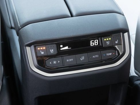 New 2026 Lexus TX 550h AWD Plug-In Hybrid image 21