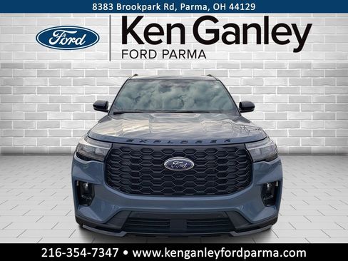 New 2026 Ford Explorer ST-Line w/ ST-Line Street Pack image 2