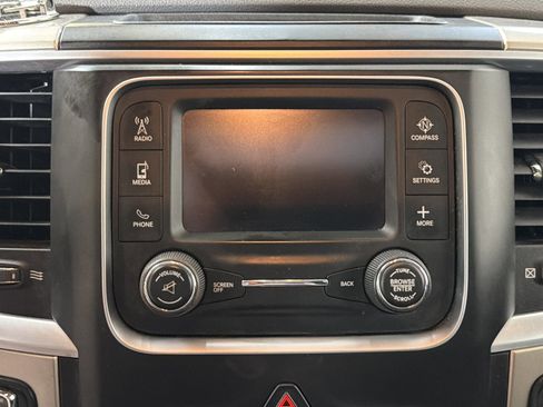 Used 2014 RAM 1500 Classic SLT RWD image 25