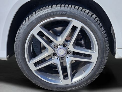 Used 2015 Mercedes-Benz GLK 350 2WD image 30