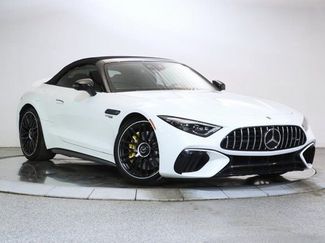 Used 2022 Mercedes-Benz SL 55 AMG 4MATIC video 2
