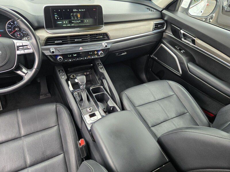 Certified 2021 Kia Telluride EX FWD image 16