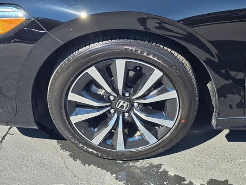 Used 2023 Honda Civic EX image 17