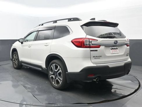 Used 2025 Subaru Ascent Limited w/ Popular Package #1 AWD/4WD image 3