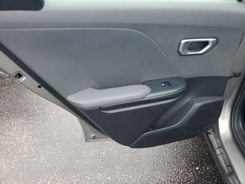Used 2025 Kia K4 FWD image 23