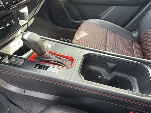 New 2026 Nissan Kicks SR AWD/4WD image 13