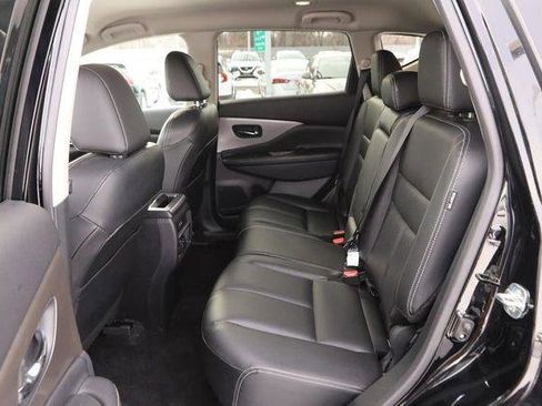 Used 2024 Nissan Murano SV w/ SV Midnight Edition Package image 9