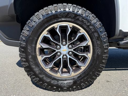 Used 2020 Chevrolet Colorado ZR2 AWD/4WD image 9