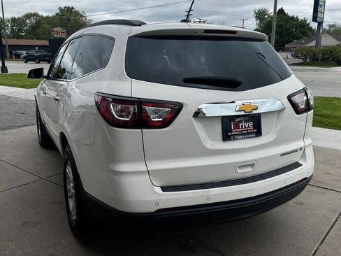 Used 2014 Chevrolet Traverse LT FWD image 9