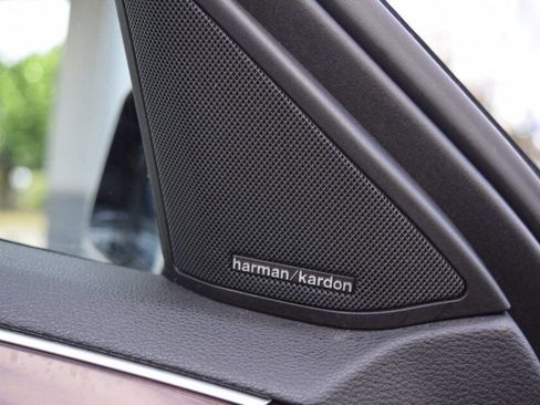 Used 2010 Mercedes-Benz E 350 4MATIC Sedan image 72