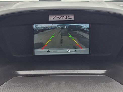 Used 2017 Ford Escape SE image 10