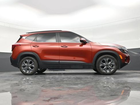 Used 2024 Kia Seltos S FWD image 25
