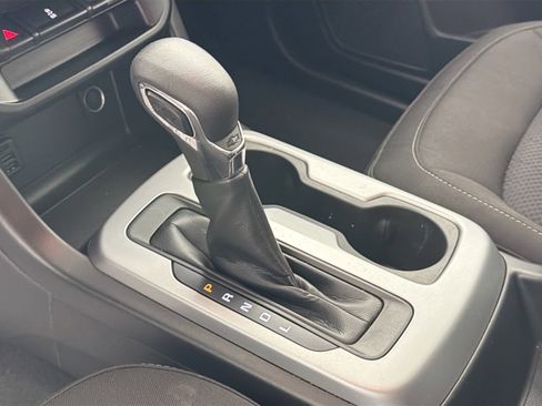 Used 2022 Chevrolet Colorado LT w/ LT Convenience Package image 33