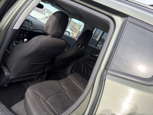 Used 2017 Jeep Compass Sport w/ Cold Weather Group image 13