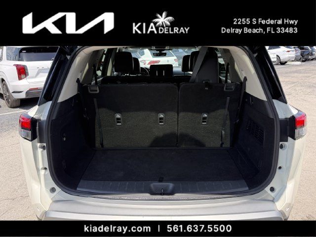 Used 2024 Nissan Pathfinder SL AWD/4WD image 8