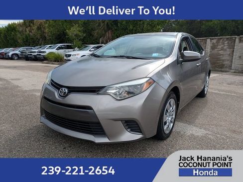 Used 2015 Toyota Corolla LE FWD image 8