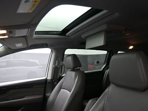 Used 2019 Honda Odyssey Elite image 17