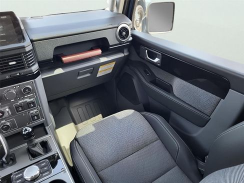 Used 2024 INEOS Grenadier AWD/4WD image 30