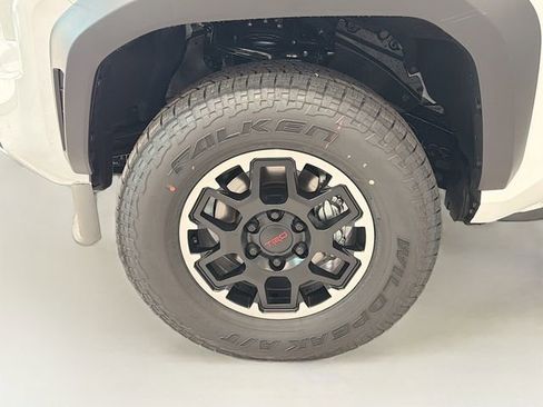 New 2026 Toyota Tacoma TRD Off-Road AWD/4WD image 24