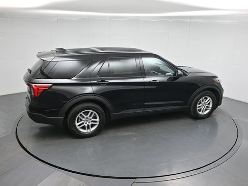 New 2026 Ford Explorer Active image 37