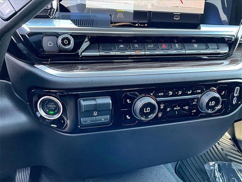 New 2025 Chevrolet Silverado 1500 LT image 14