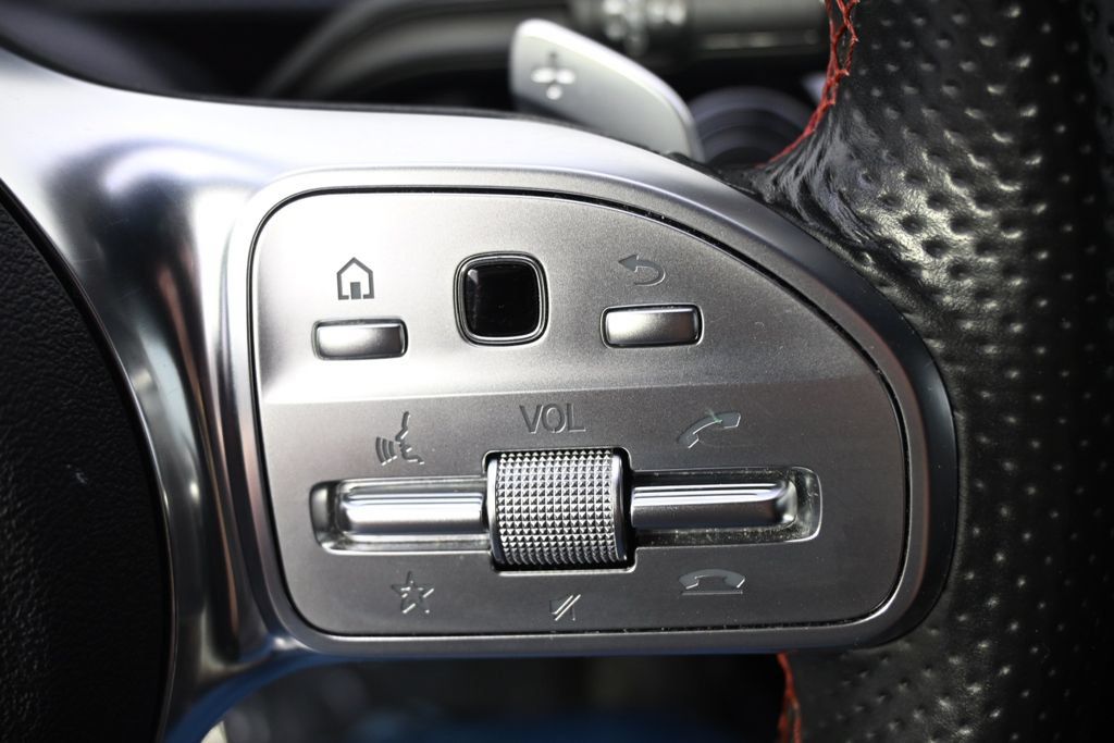 Used 2020 Mercedes-Benz A 35 AMG 4MATIC image 38