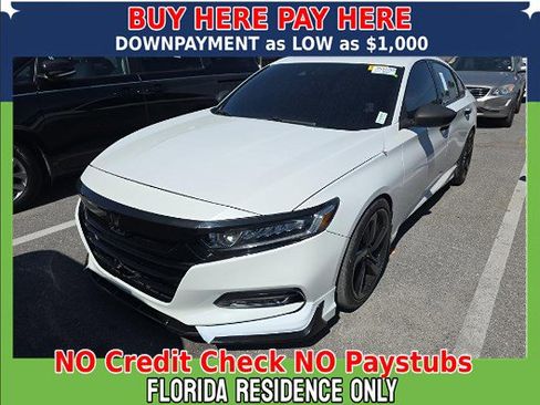 Used 2018 Honda Accord Sport image 2