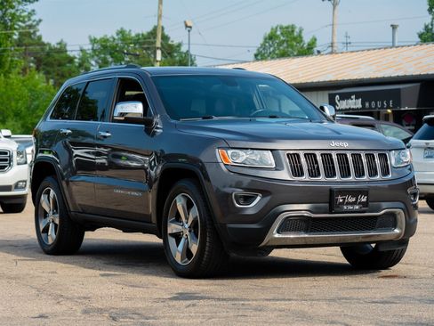 Used 2015 Jeep Grand Cherokee Limited w/ Trailer Tow Group IV image 3