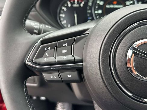 New 2025 MAZDA CX-5 Signature image 18