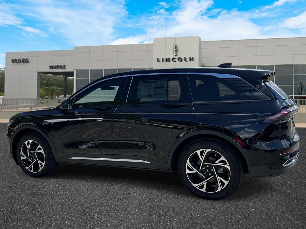 New 2026 Lincoln Nautilus Premier w/ Equipment Group 102A AWD/4WD image 5