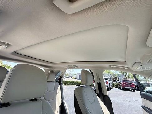 Used 2018 Ford Edge Titanium w/ Equipment Group 301A FWD image 16