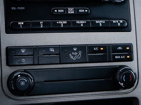 Used 2019 Ford F750 2WD Regular Cab Super Duty image 42