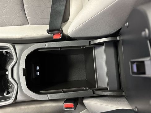 New 2025 Toyota RAV4 XLE w/ Convenience Package image 21