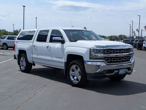 Used 2017 Chevrolet Silverado 1500 LTZ w/ High Desert Package AWD/4WD image 8