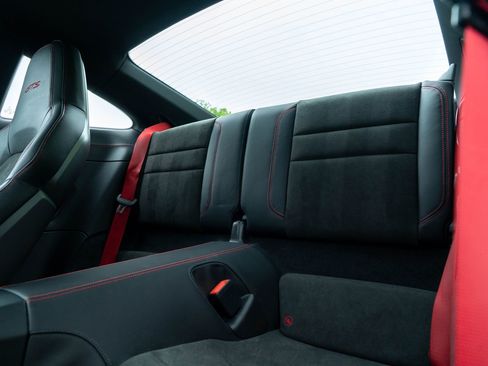 Certified 2022 Porsche 911 Carrera GTS RWD image 33